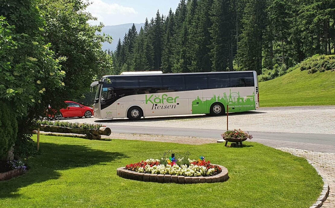 Busgruppe am Kummerbauerstadl